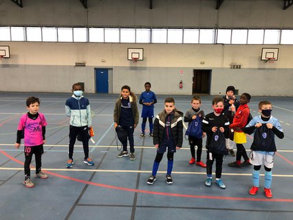 Le Père Noël ravit les enfants de l'Ecole de foot